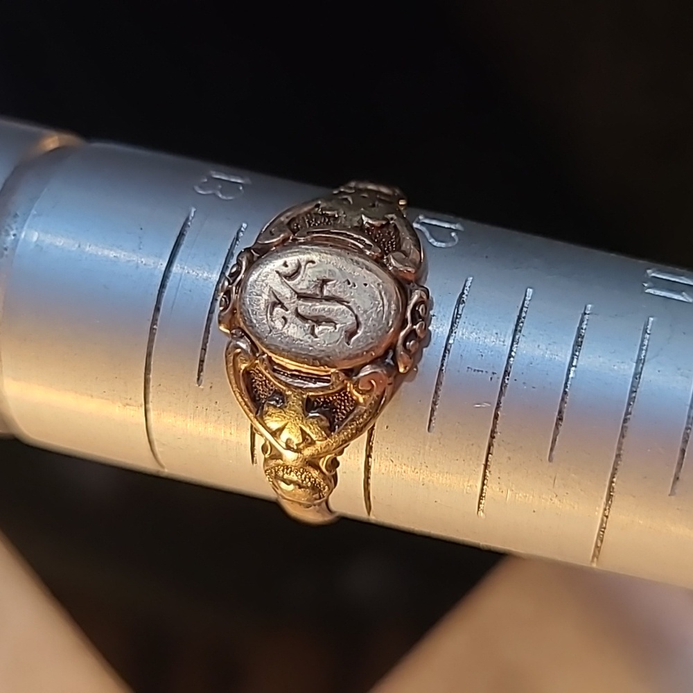 Men's size 12 14k gold ring